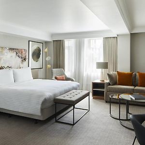 Junior Suite Executive Lounge Access